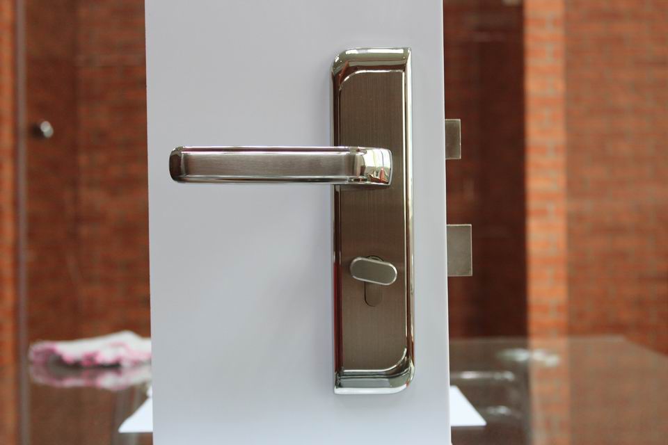 Supply all kinds of thin door lock,door lock handle set