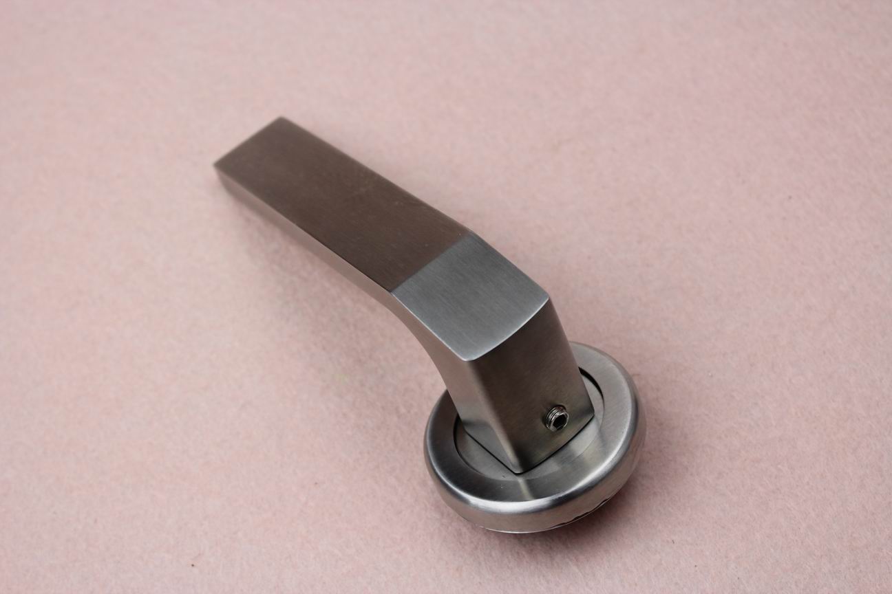 High quality solid type stainless steel material door lever handle